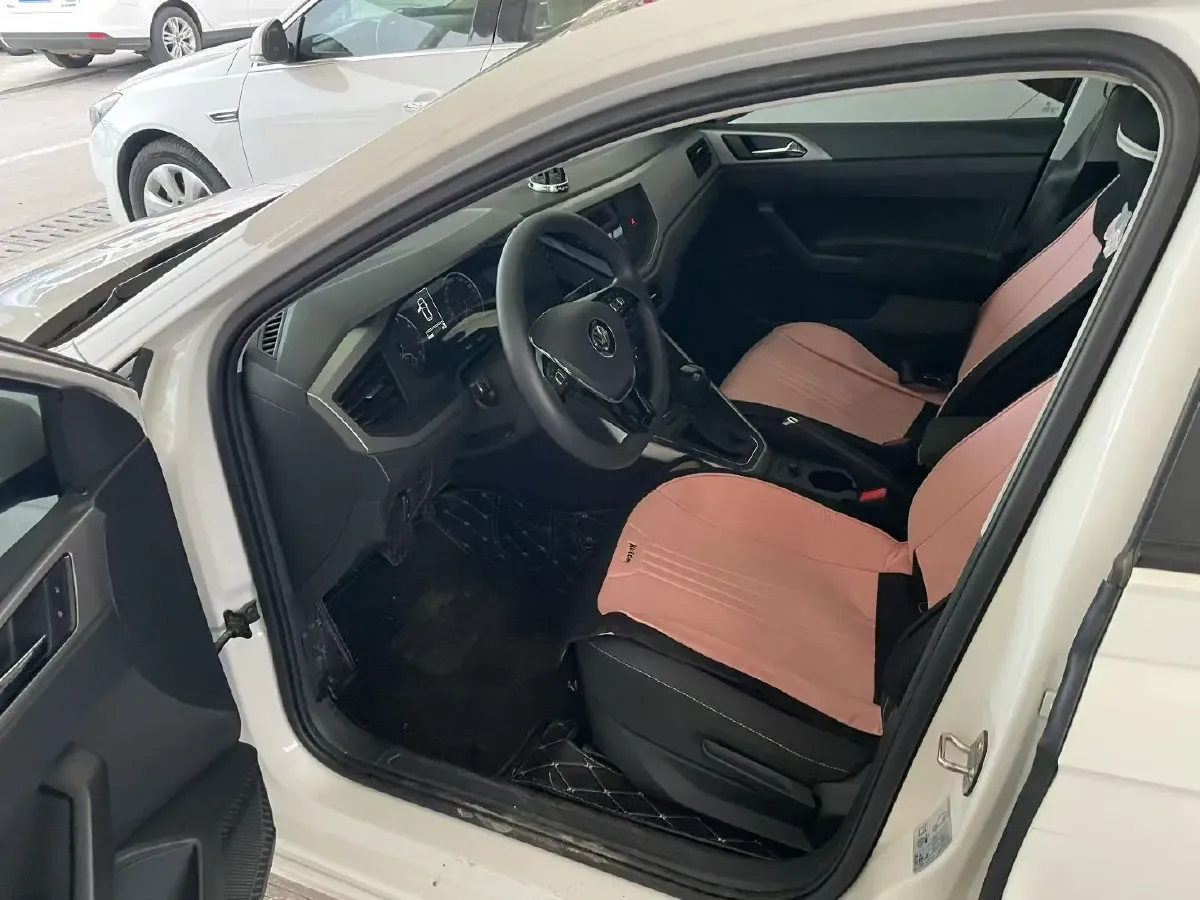 2019 Volkswagen Polo 1.5L 113HP L4 6AT,autocango,china used car exporter,china ev exporter,chinese used car exporter,chinese used ev exporter