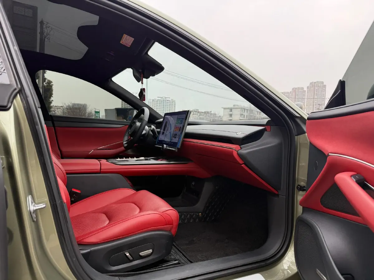 2024 MI SU7 BEV 101KWH,autocango,china used car exporter,china ev exporter,chinese used car exporter,chinese used ev exporter