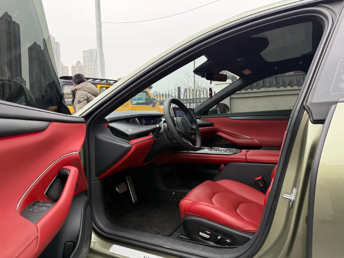 2024 MI SU7 BEV 101KWH,autocango,china used car exporter,china ev exporter,chinese used car exporter,chinese used ev exporter