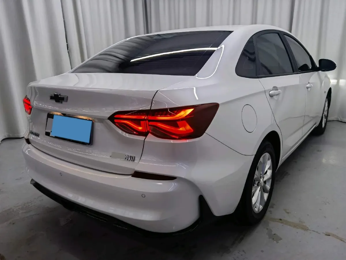 2024 Chevrolet Monza 1.5L 113HP L4 6DCT,autocango,china used car exporter,china ev exporter,chinese used car exporter,chinese used ev exporter