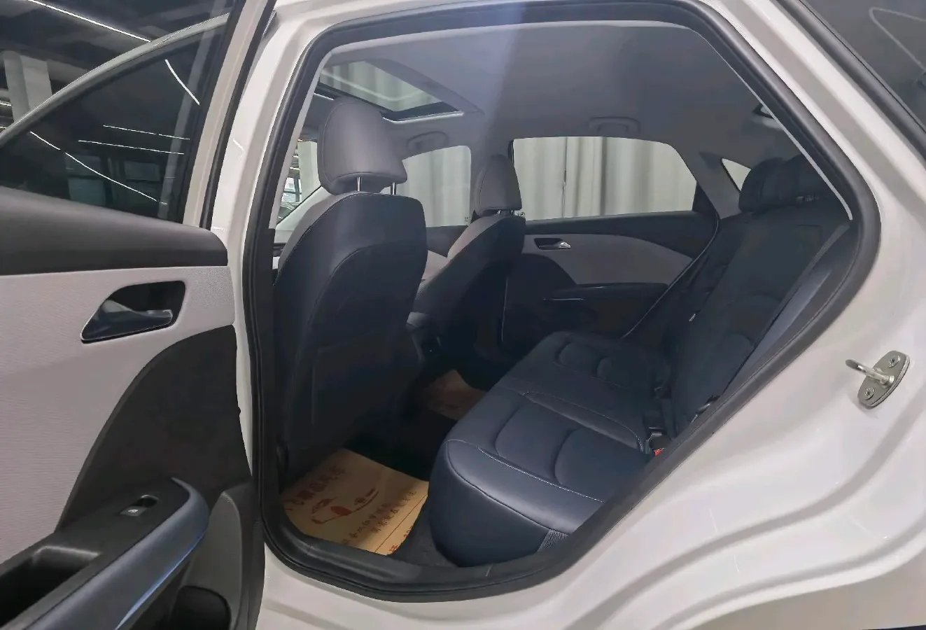 2024 Chevrolet Monza 1.5L 113HP L4 6DCT,autocango,china used car exporter,china ev exporter,chinese used car exporter,chinese used ev exporter