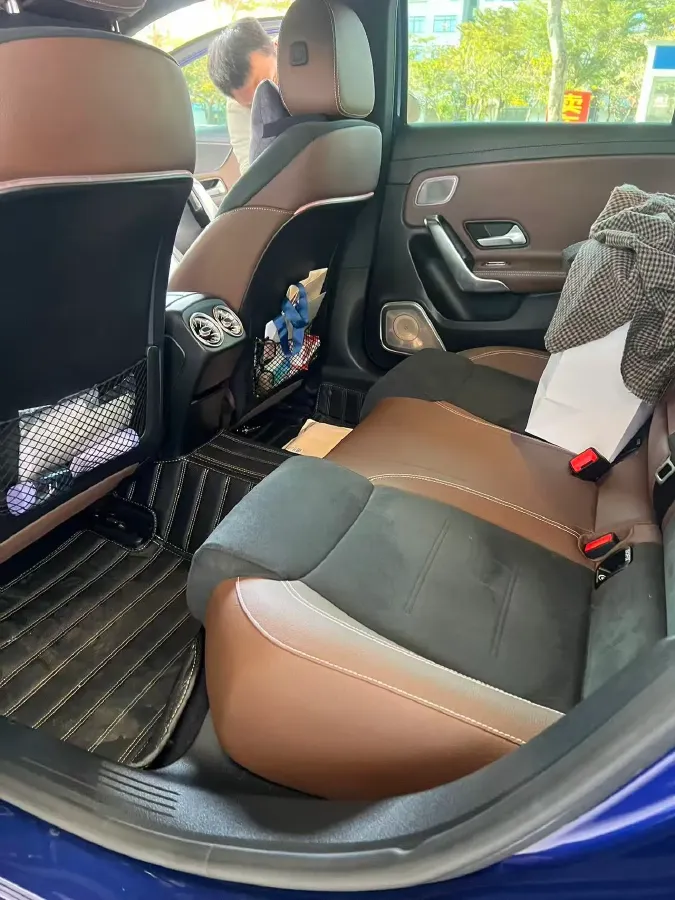 2020 Mercedes-Benz A Class 1.3T 136HP L4 7DCT,autocango,china used car exporter,china ev exporter,chinese used car exporter,chinese used ev exporter