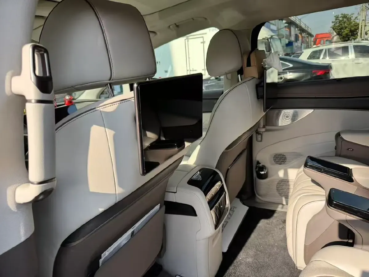 2022 Mercedes-Benz GLC Class 2.0T 197HP L4 9AT,autocango,china used car exporter,china ev exporter,chinese used car exporter,chinese used ev exporter