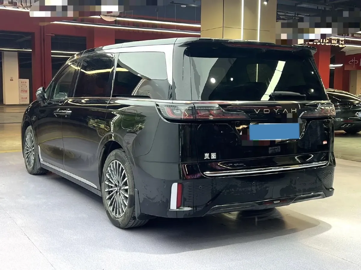 2026 Voyah Dream 1.5T 150HP L4 PHEV,autocango,china used car exporter,china ev exporter,chinese used car exporter,chinese used ev exporter