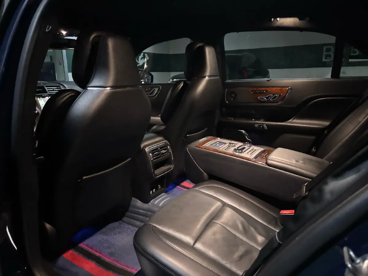 2019 Mercedes-Benz C Class 1.5T 184HP L4 9AT,autocango,china used car exporter,china ev exporter,chinese used car exporter,chinese used ev exporter