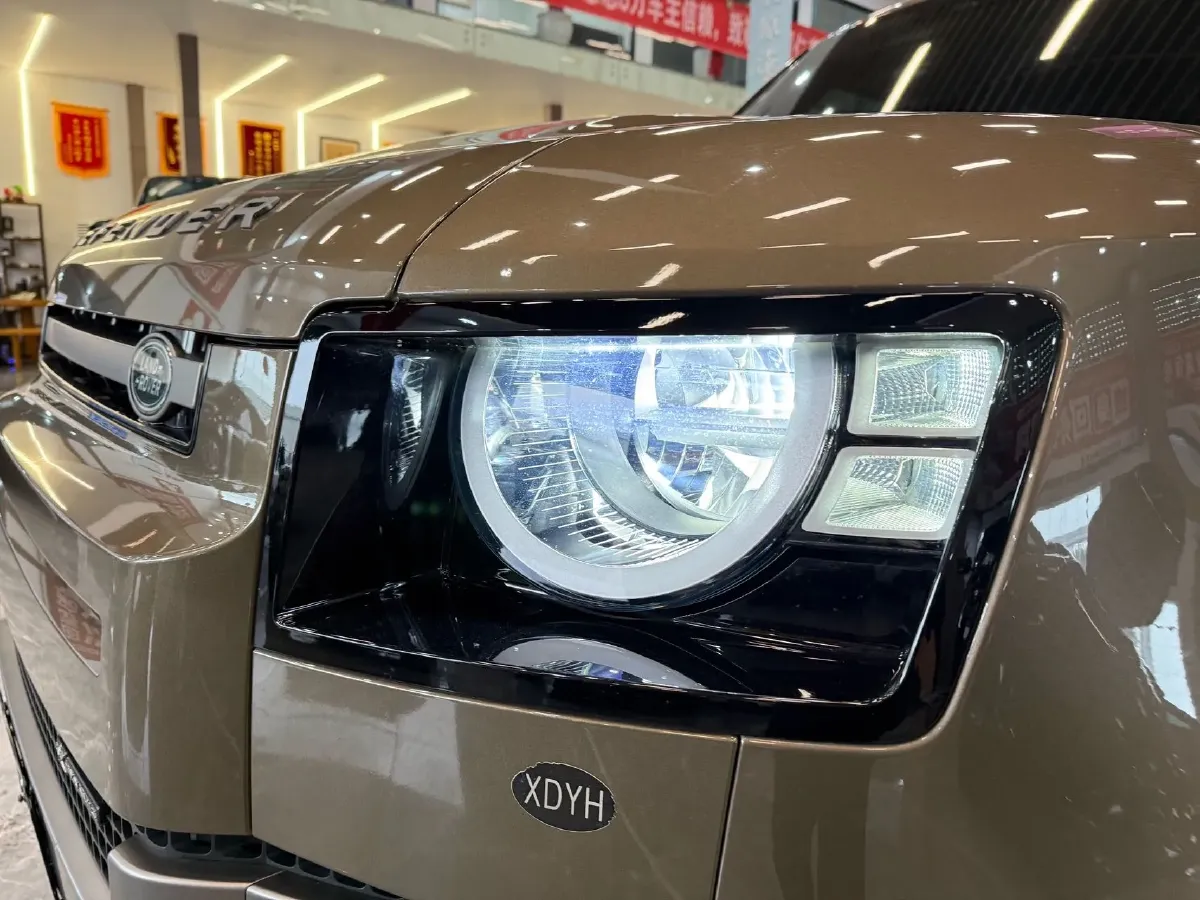 2023 Land Rover Defender 3.0T 400HP L6 8AT,autocango,china used car exporter,china ev exporter,chinese used car exporter,chinese used ev exporter