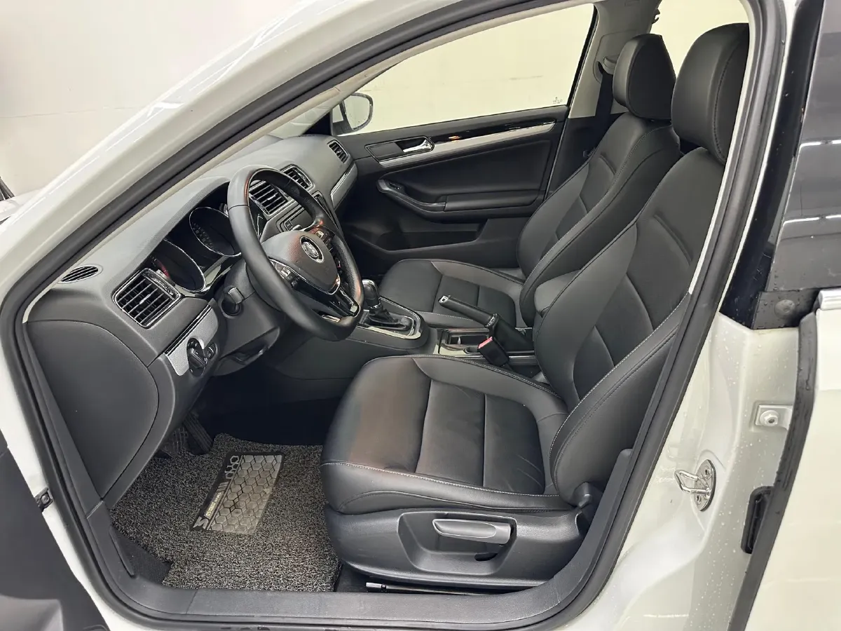 2018 Volkswagen Sagitar 1.2T 110HP L4 7DCT,autocango,china used car exporter,china ev exporter,chinese used car exporter,chinese used ev exporter