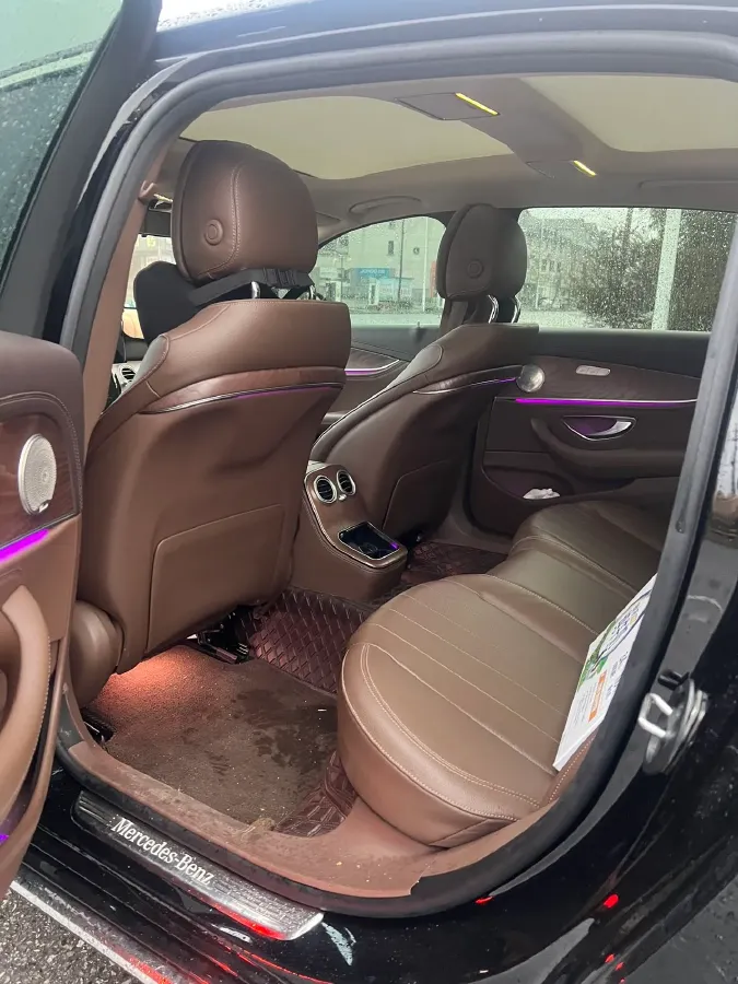 2022 Mercedes-Benz E Class 2.0T 197HP L4 9AT,autocango,china used car exporter,china ev exporter,chinese used car exporter,chinese used ev exporter