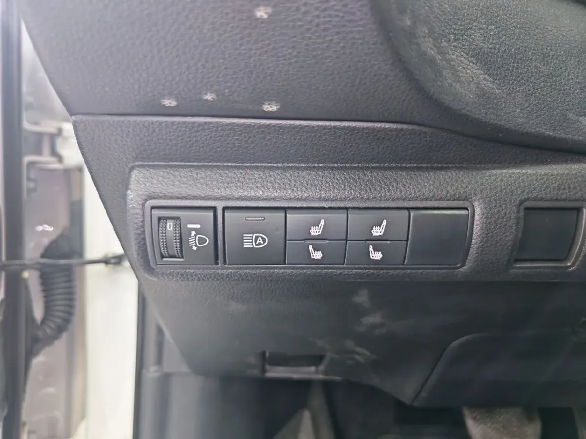 2021 Toyota Corolla 1.2T 116HP L4 CVT,autocango,china used car exporter,china ev exporter,chinese used car exporter,chinese used ev exporter