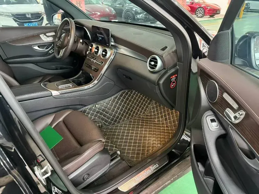 2021 Mercedes-Benz GLC Class 2.0T 197HP L4 9AT,autocango,china used car exporter,china ev exporter,chinese used car exporter,chinese used ev exporter