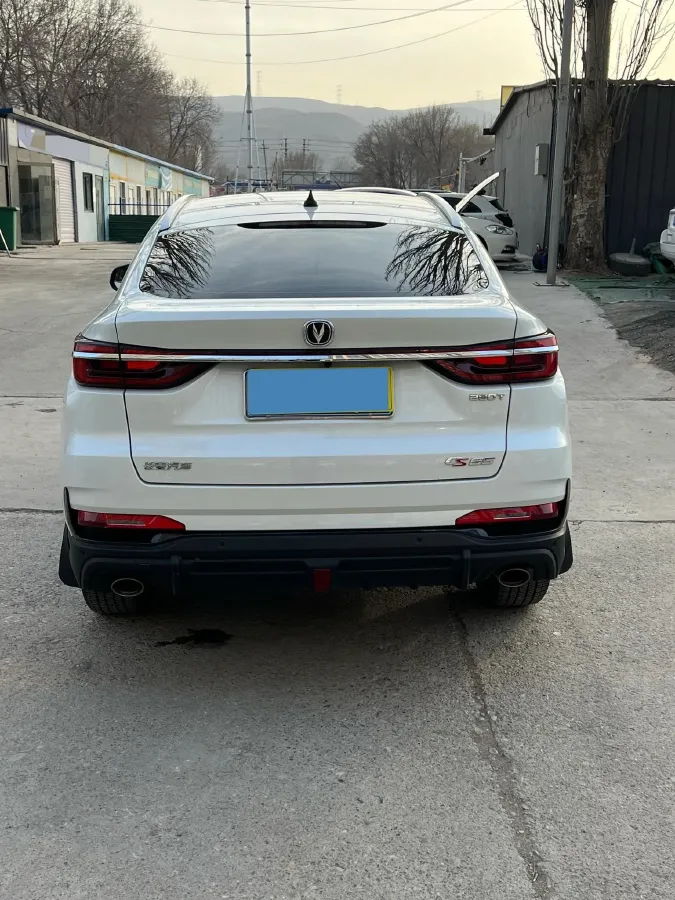 2021 ChangAn CS85 Coupe 1.5T 178HP L4 7DCT,autocango,china used car exporter,china ev exporter,chinese used car exporter,chinese used ev exporter