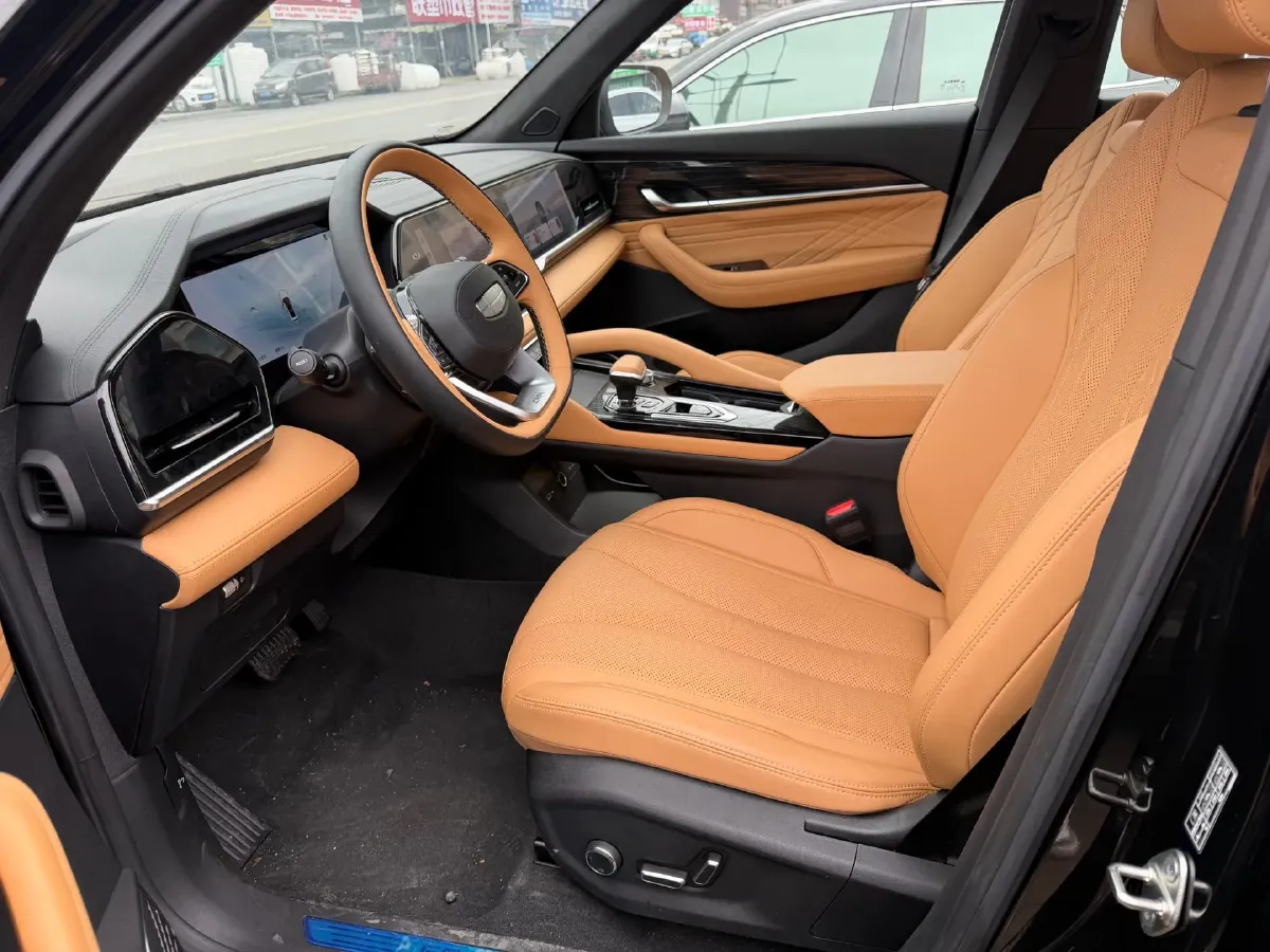 2024 Geely Monjaro 1.5T 163HP L4 3DHT Hybrid,autocango,china used car exporter,china ev exporter,chinese used car exporter,chinese used ev exporter