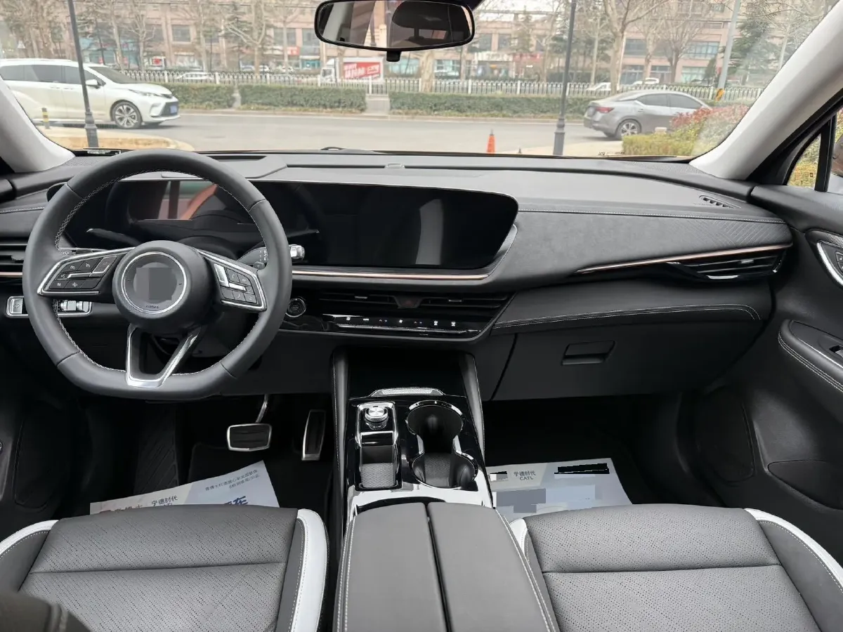 2024 Buick EnvisionS 2.0T 237HP L4 9AT,autocango,china used car exporter,china ev exporter,chinese used car exporter,chinese used ev exporter