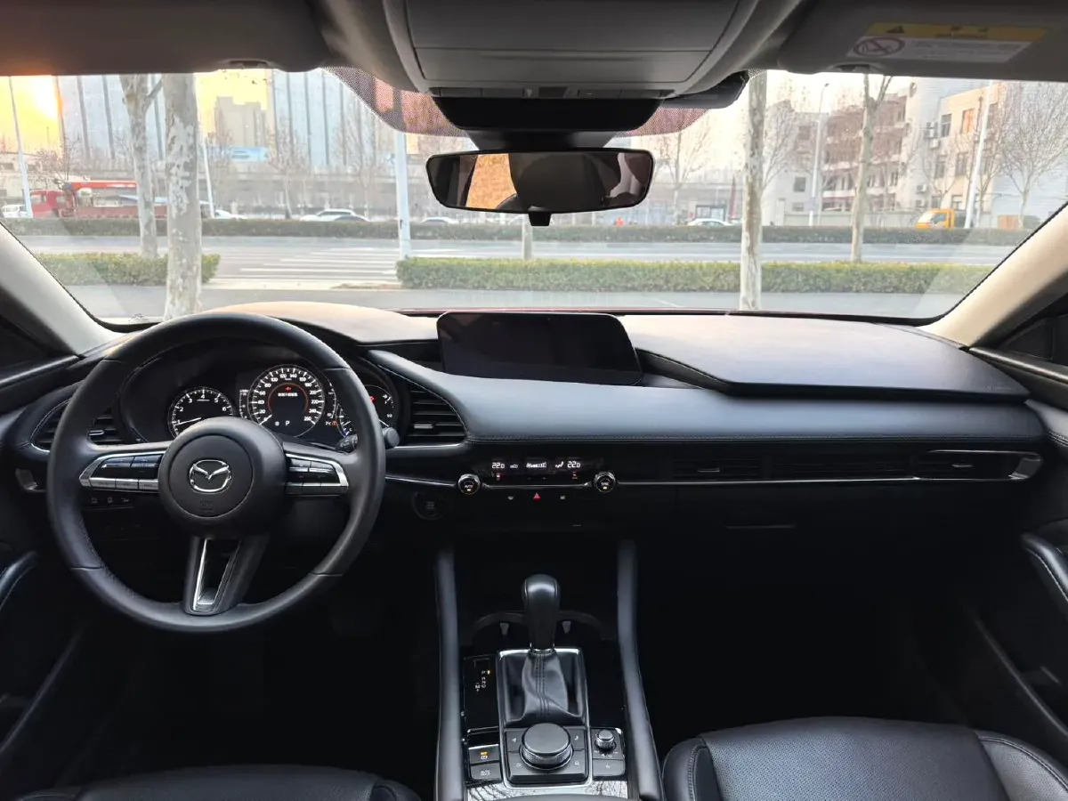 2022 Mazda 3 Axela 2.0L 158HP L4 6AT,autocango,china used car exporter,china ev exporter,chinese used car exporter,chinese used ev exporter