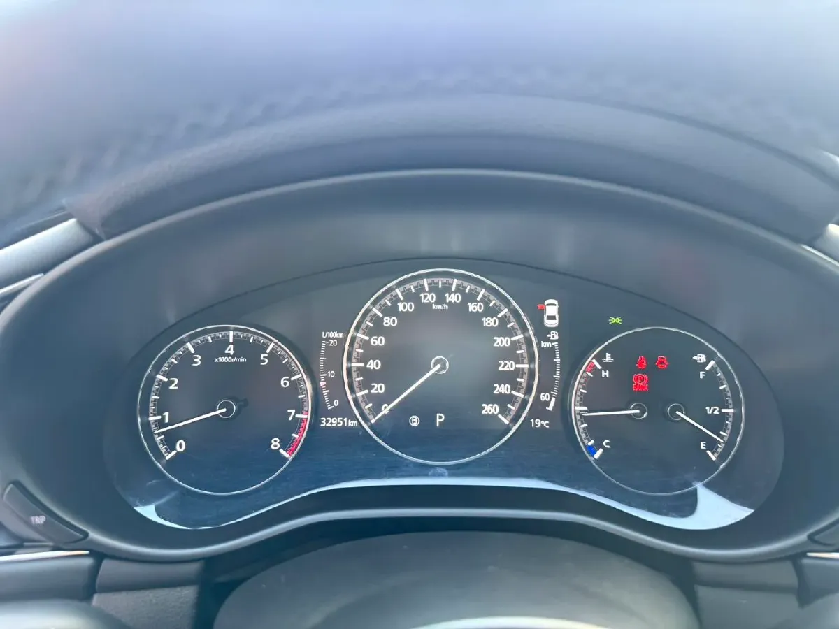 2022 Mazda 3 Axela 2.0L 158HP L4 6AT,autocango,china used car exporter,china ev exporter,chinese used car exporter,chinese used ev exporter