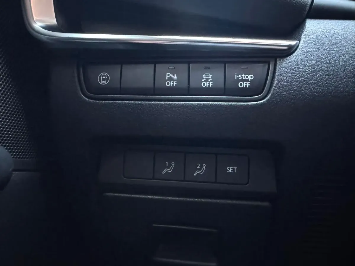 2022 Mazda 3 Axela 2.0L 158HP L4 6AT,autocango,china used car exporter,china ev exporter,chinese used car exporter,chinese used ev exporter