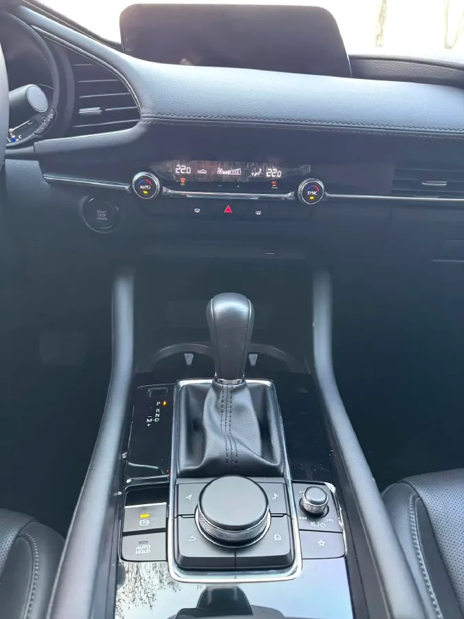 2022 Mazda 3 Axela 2.0L 158HP L4 6AT,autocango,china used car exporter,china ev exporter,chinese used car exporter,chinese used ev exporter