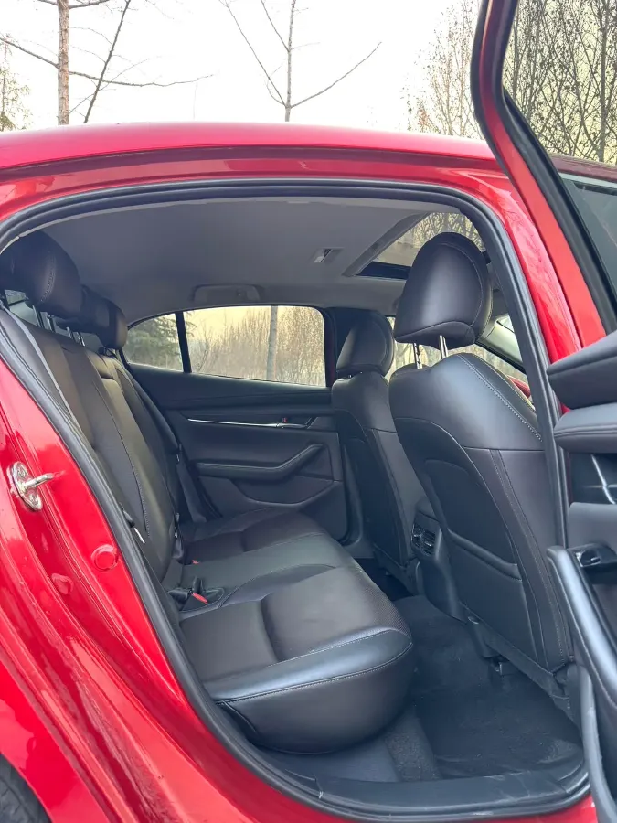 2022 Mazda 3 Axela 2.0L 158HP L4 6AT,autocango,china used car exporter,china ev exporter,chinese used car exporter,chinese used ev exporter