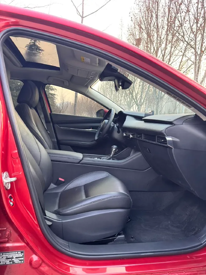 2022 Mazda 3 Axela 2.0L 158HP L4 6AT,autocango,china used car exporter,china ev exporter,chinese used car exporter,chinese used ev exporter
