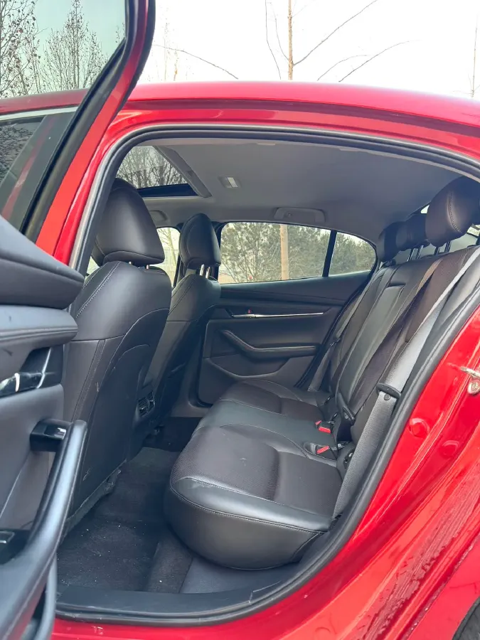 2022 Mazda 3 Axela 2.0L 158HP L4 6AT,autocango,china used car exporter,china ev exporter,chinese used car exporter,chinese used ev exporter