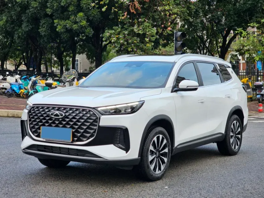 2025 Chery Tiggo 8 Plus 1.6T 197HP L4 7DCT,autocango,china used car exporter,china ev exporter,chinese used car exporter,chinese used ev exporter