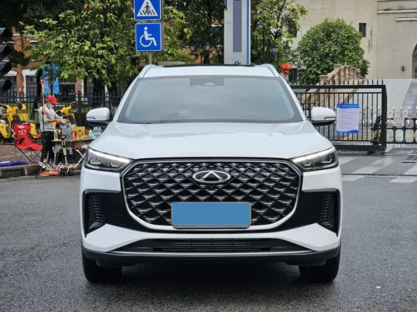 2025 Chery Tiggo 8 Plus 1.6T 197HP L4 7DCT,autocango,china used car exporter,china ev exporter,chinese used car exporter,chinese used ev exporter