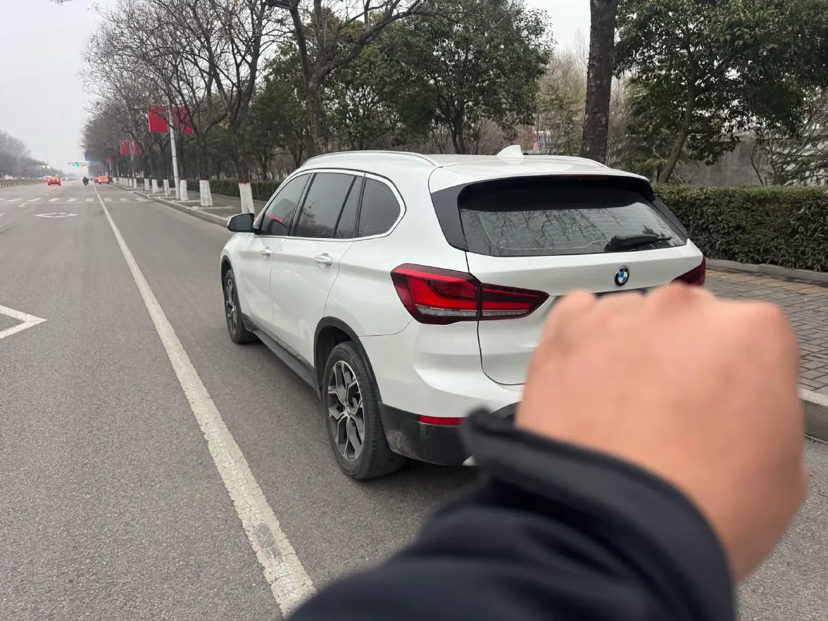 2021 BMW X1 2.0T 192HP L4 7DCT,autocango,china used car exporter,china ev exporter,chinese used car exporter,chinese used ev exporter