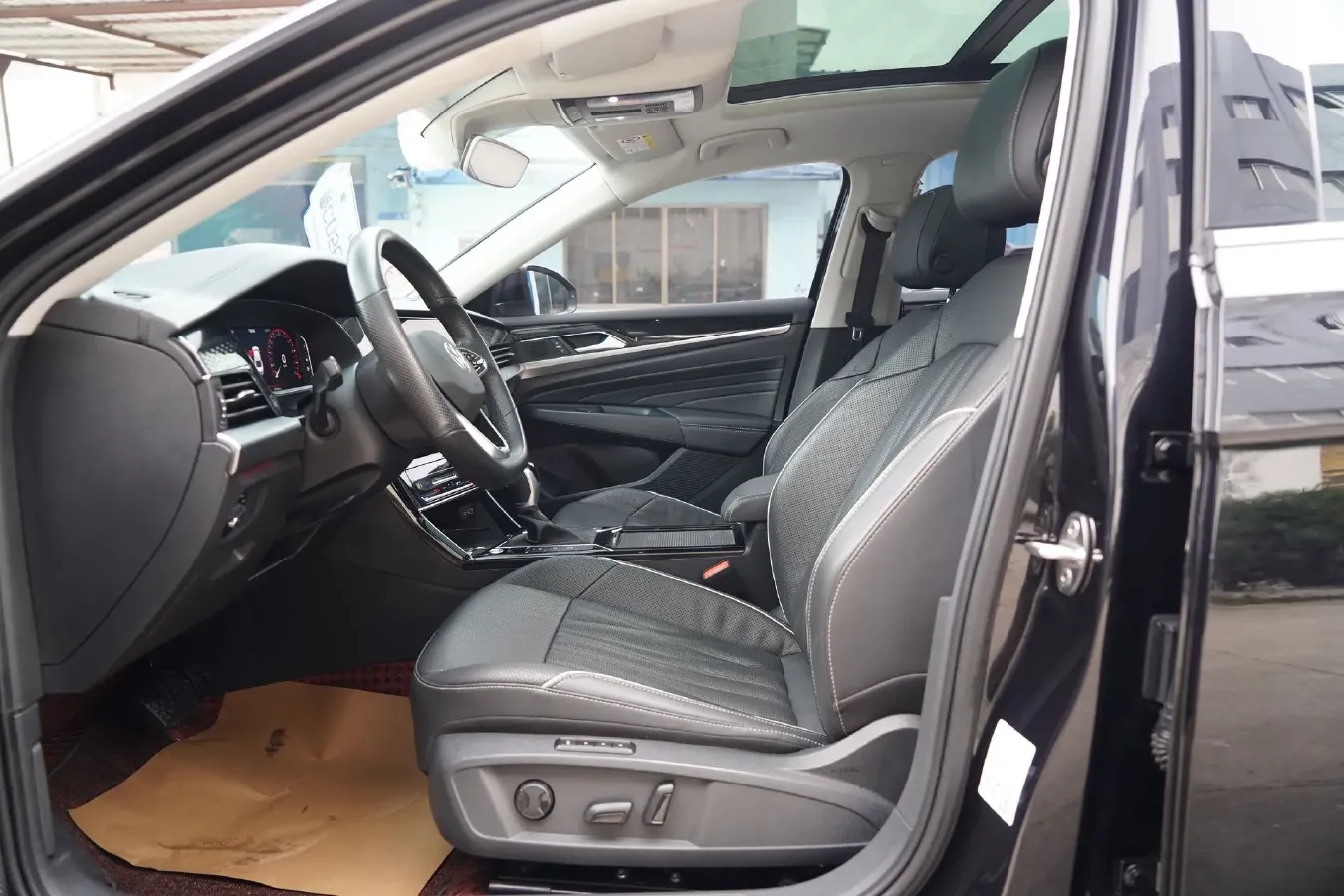 2022 Xpeng P7 BEV 60.2KWH,autocango,china used car exporter,china ev exporter,chinese used car exporter,chinese used ev exporter