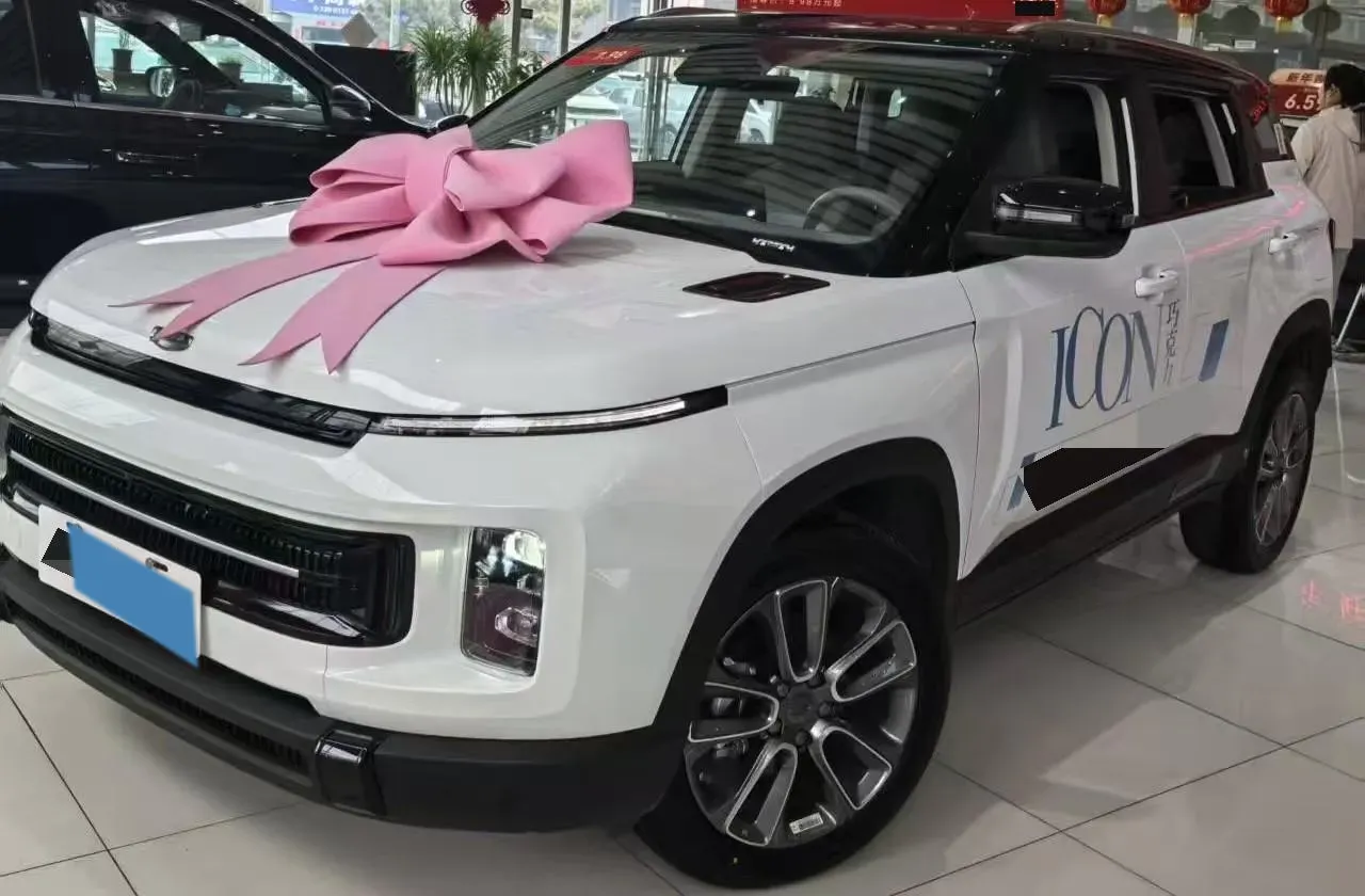 2026 Geely ICON 1.5T 181HP L4 7DCT,autocango,china used car exporter,china ev exporter,chinese used car exporter,chinese used ev exporter