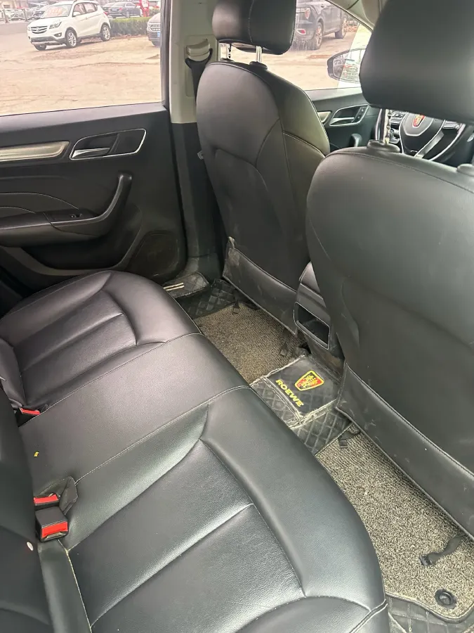 2017 Roewe i6 1.5T 169HP L4 7DCT,autocango,china used car exporter,china ev exporter,chinese used car exporter,chinese used ev exporter