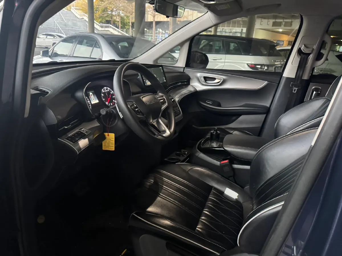 2022 Roewe iMAX8 2.0T 234HP L4 8AT,autocango,china used car exporter,china ev exporter,chinese used car exporter,chinese used ev exporter