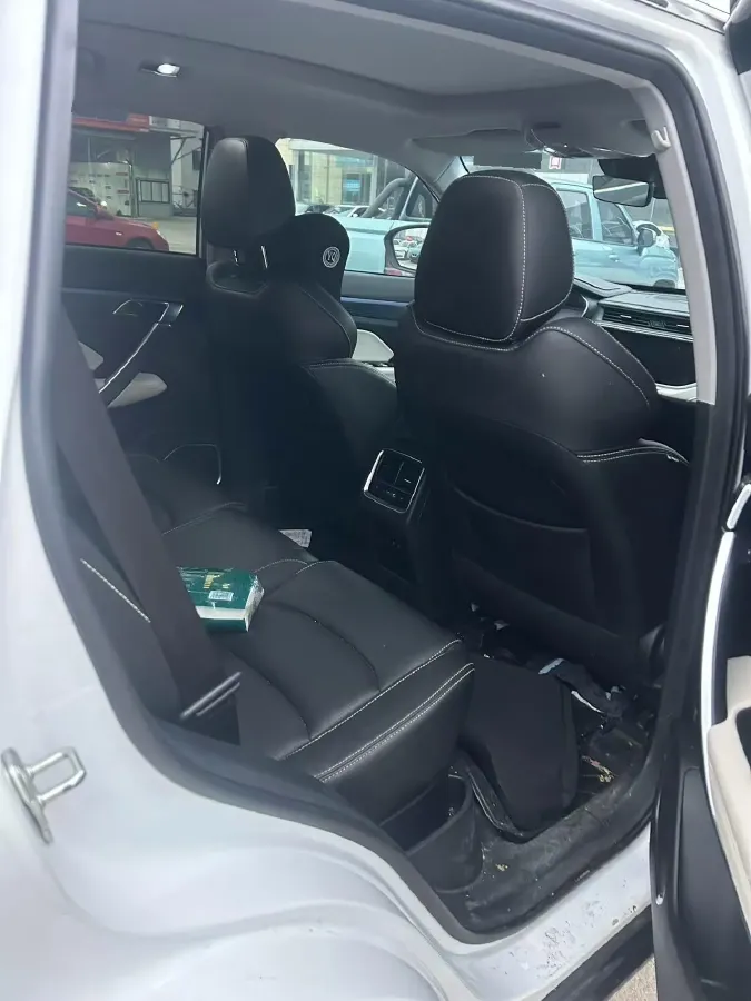 2022 Geely Azkarra 1.8T 184HP L4 7DCT,autocango,china used car exporter,china ev exporter,chinese used car exporter,chinese used ev exporter