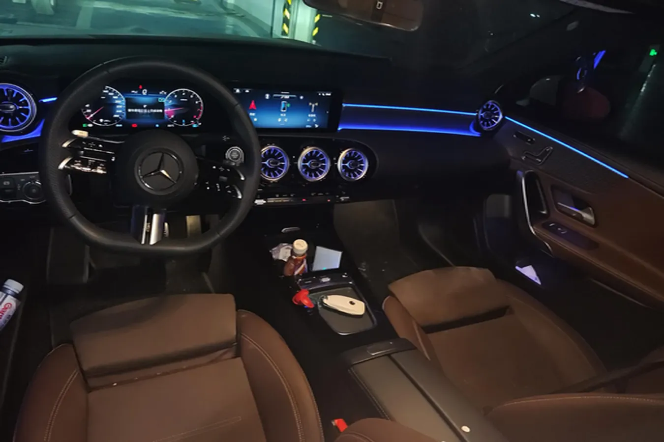 2025 Mercedes-Benz A Class 1.3T 163HP L4 7DCT,autocango,china used car exporter,china ev exporter,chinese used car exporter,chinese used ev exporter