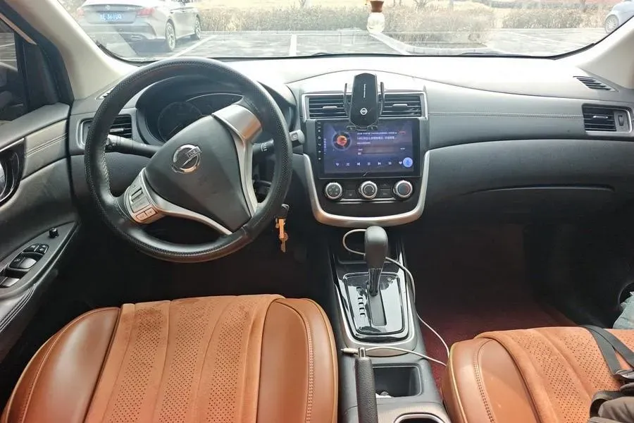 2024 Nissan Tiida 1.6L 122HP L4 CVT,autocango,china used car exporter,china ev exporter,chinese used car exporter,chinese used ev exporter