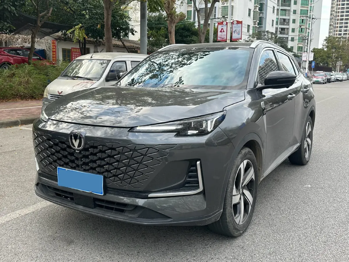 2024 ChangAn CS55 Plus 1.5T 188HP L4 7DCT,autocango,china used car exporter,china ev exporter,chinese used car exporter,chinese used ev exporter
