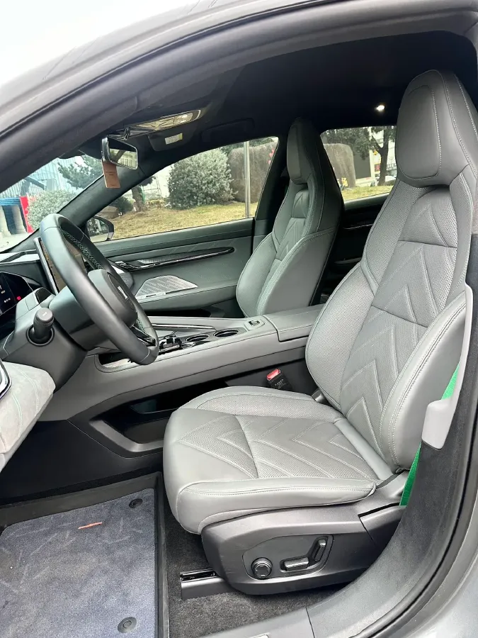 2022 Zeekr 001 BEV 100KWH,autocango,china used car exporter,china ev exporter,chinese used car exporter,chinese used ev exporter