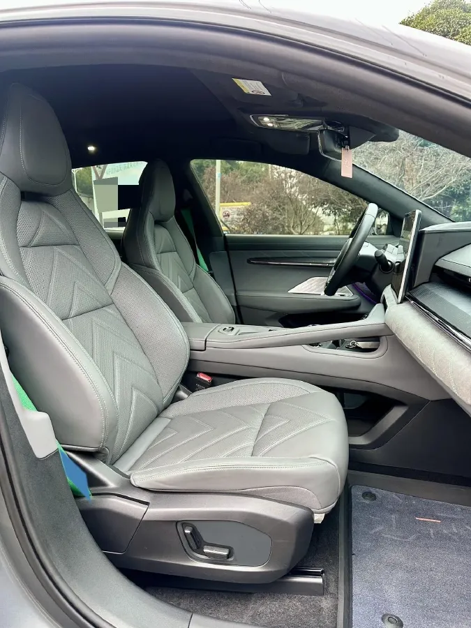 2022 Zeekr 001 BEV 100KWH,autocango,china used car exporter,china ev exporter,chinese used car exporter,chinese used ev exporter