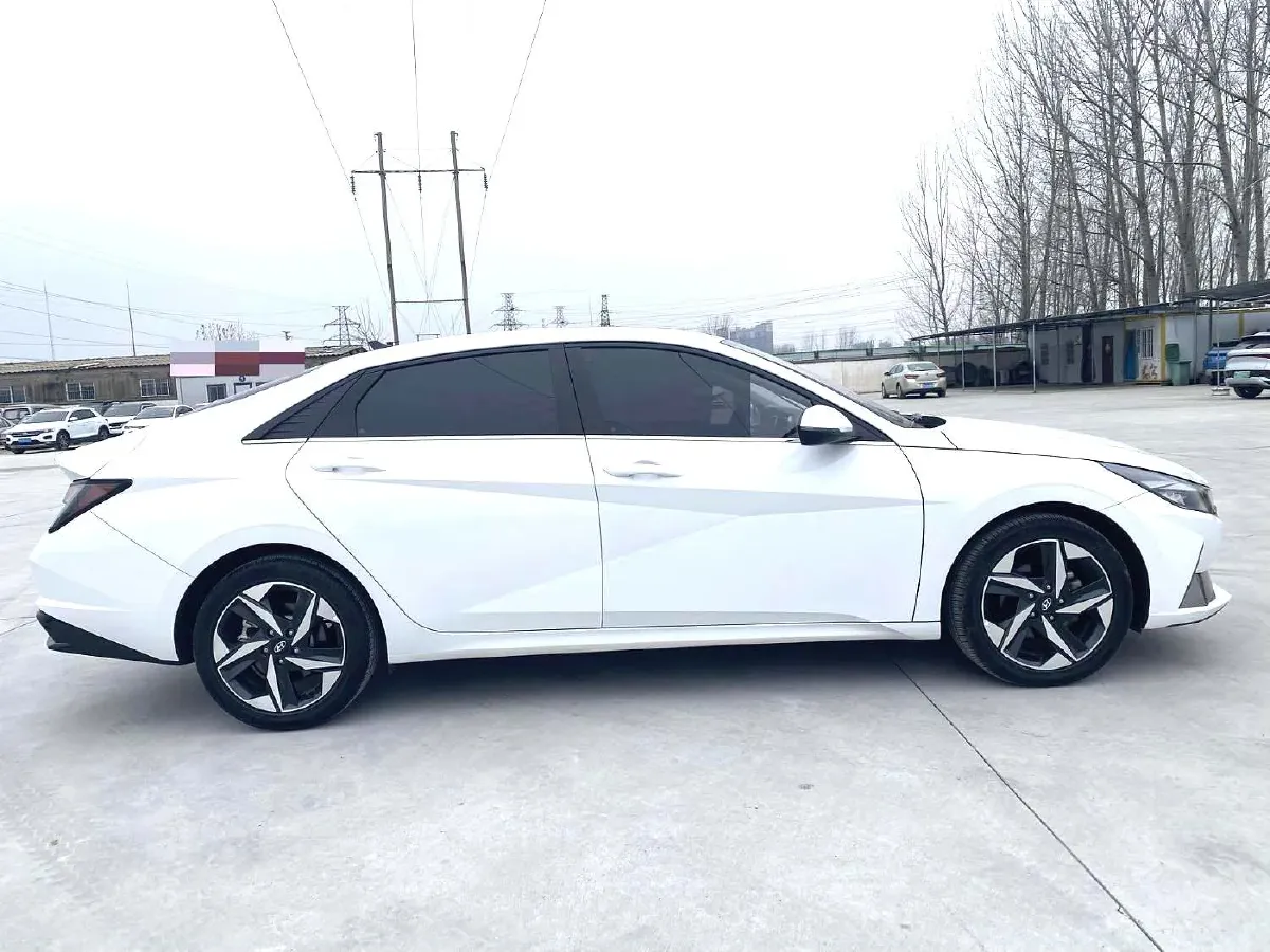 2021 Hyundai Elantra 1.5L 115HP L4 CVT,autocango,china used car exporter,china ev exporter,chinese used car exporter,chinese used ev exporter