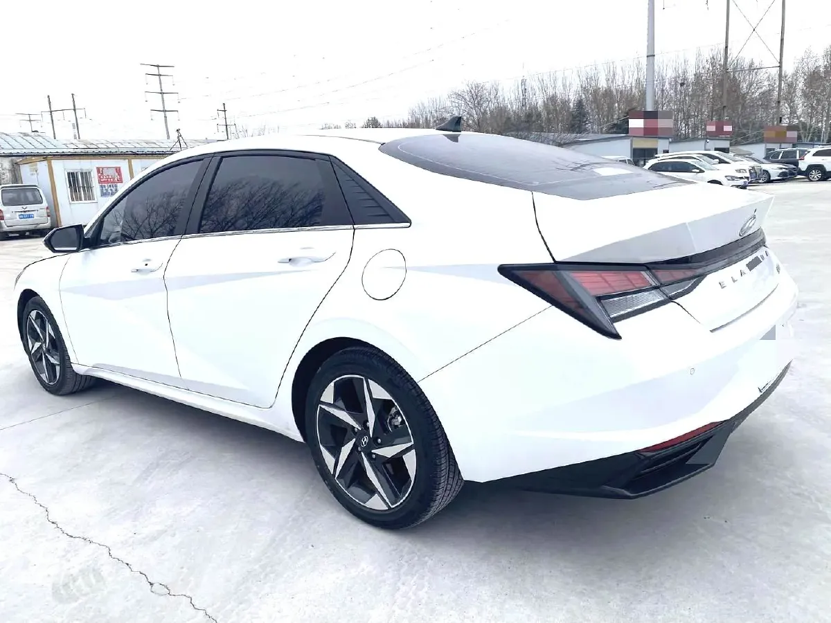 2021 Hyundai Elantra 1.5L 115HP L4 CVT,autocango,china used car exporter,china ev exporter,chinese used car exporter,chinese used ev exporter