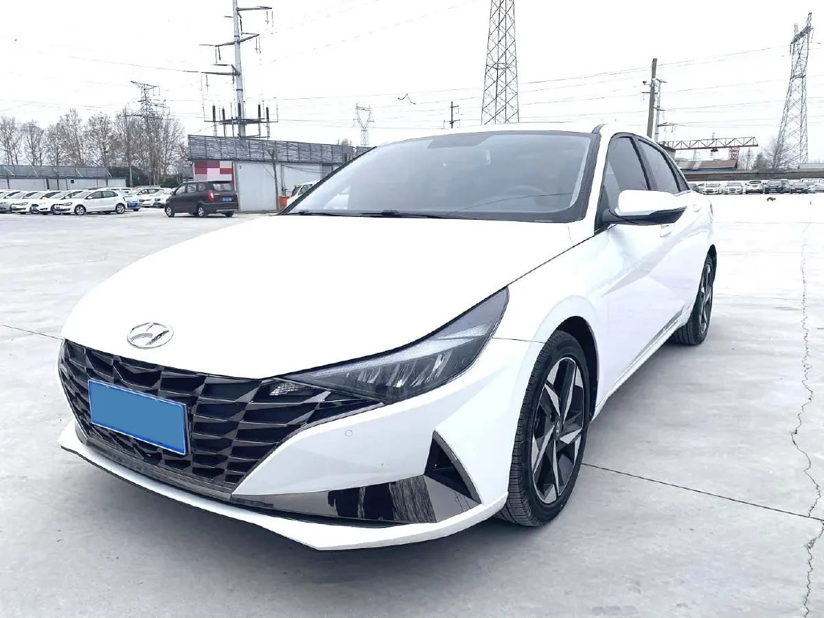 2021 Hyundai Elantra 1.5L 115HP L4 CVT,autocango,china used car exporter,china ev exporter,chinese used car exporter,chinese used ev exporter