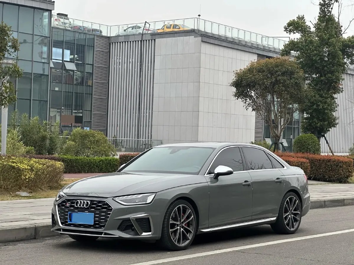 2020 Audi S4 3.0T 354HP V6 8AT,autocango,china used car exporter,china ev exporter,chinese used car exporter,chinese used ev exporter