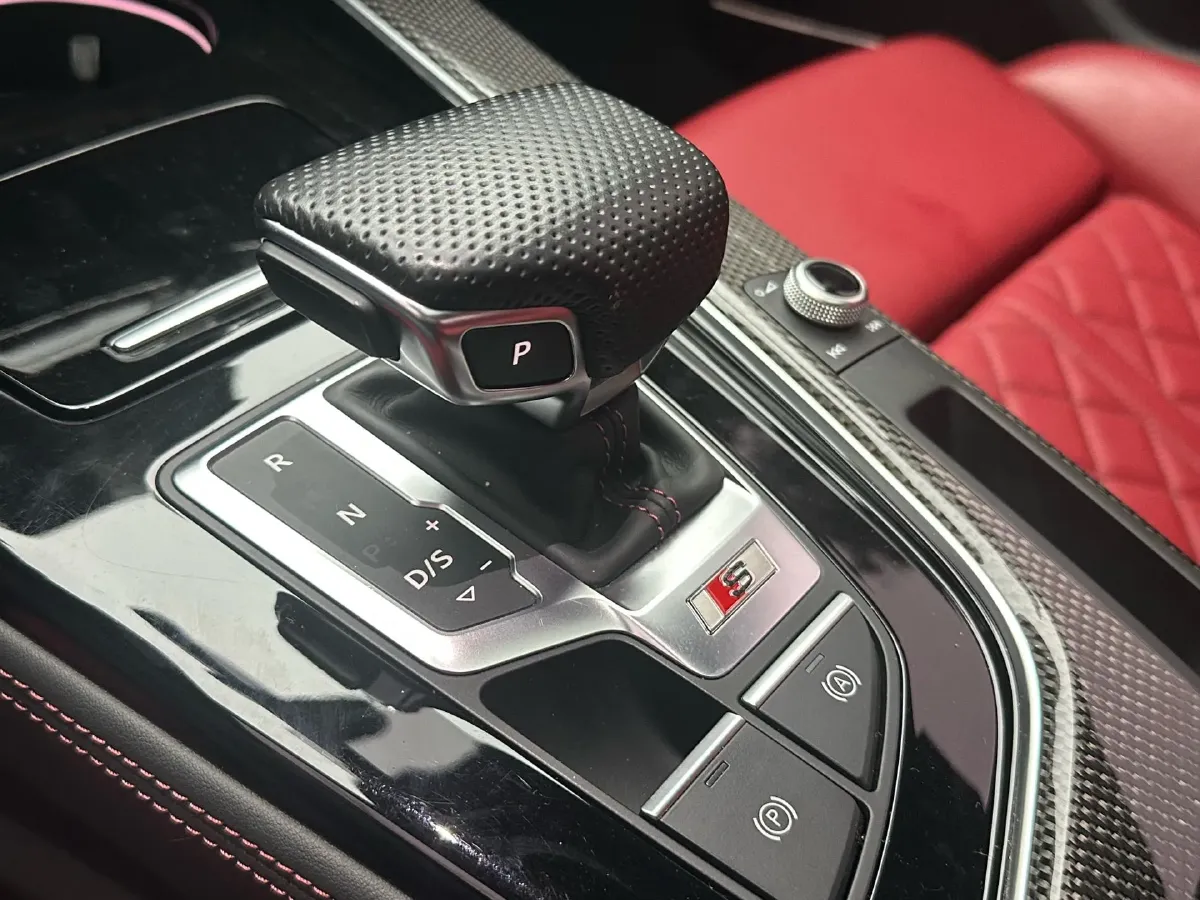 2020 Audi S4 3.0T 354HP V6 8AT,autocango,china used car exporter,china ev exporter,chinese used car exporter,chinese used ev exporter