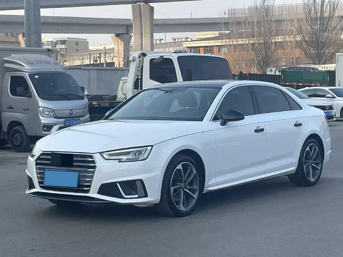 2019 Audi A4L 2.0T 190HP L4 7DCT,autocango,china used car exporter,china ev exporter,chinese used car exporter,chinese used ev exporter