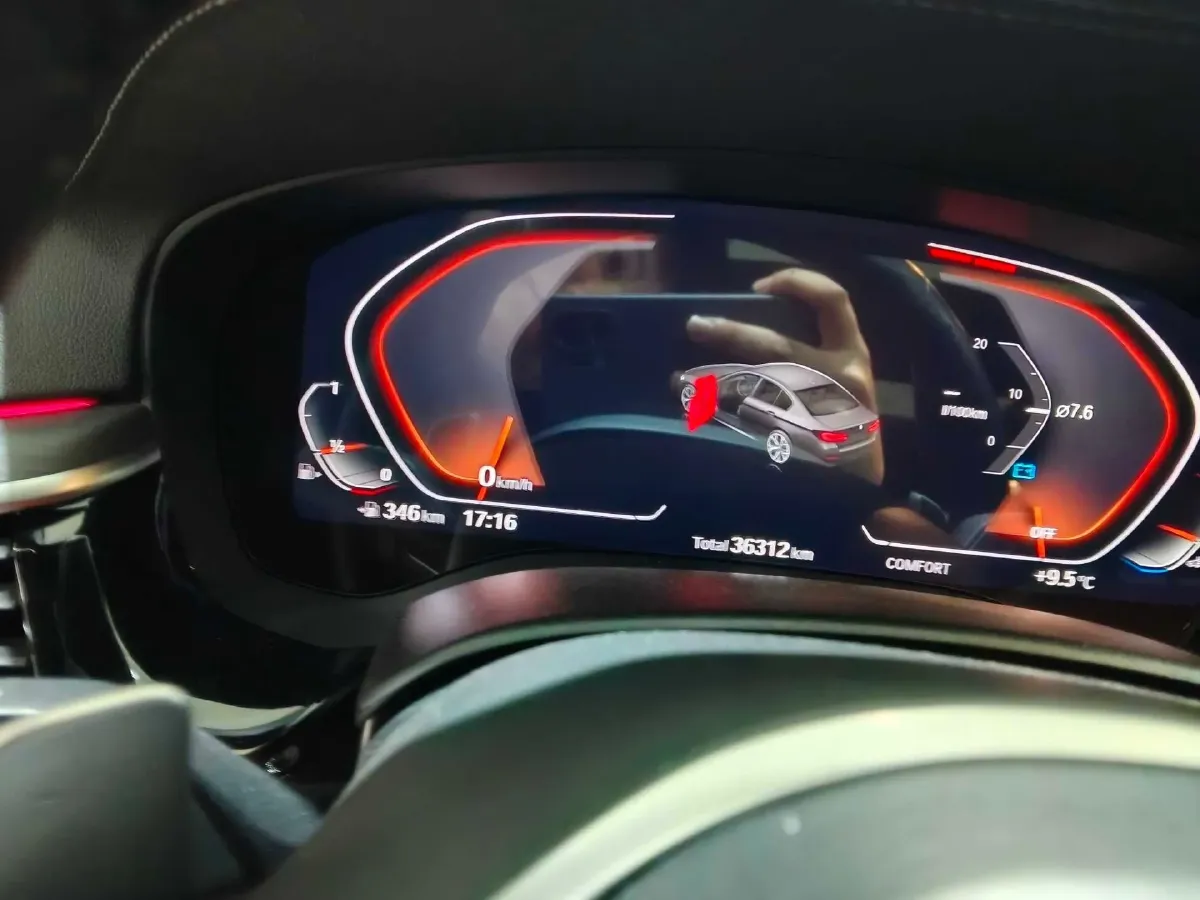 2022 BMW 5 Series 2.0T 252HP L4 8AT,autocango,china used car exporter,china ev exporter,chinese used car exporter,chinese used ev exporter