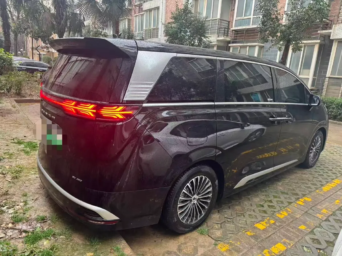 2022 HongQi HS7 3.0T 337HP V6 8AT,autocango,china used car exporter,china ev exporter,chinese used car exporter,chinese used ev exporter