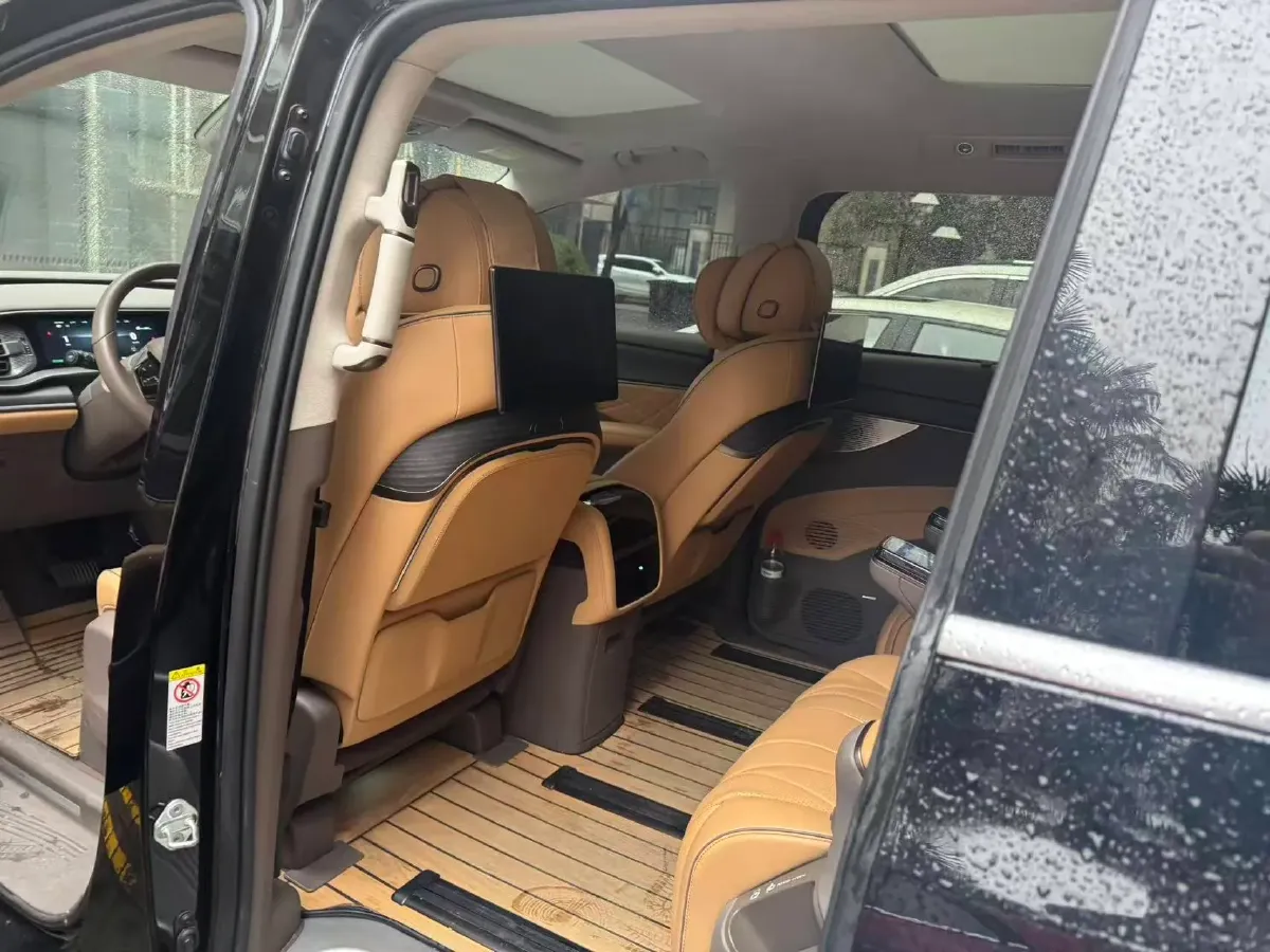 2022 HongQi HS7 3.0T 337HP V6 8AT,autocango,china used car exporter,china ev exporter,chinese used car exporter,chinese used ev exporter