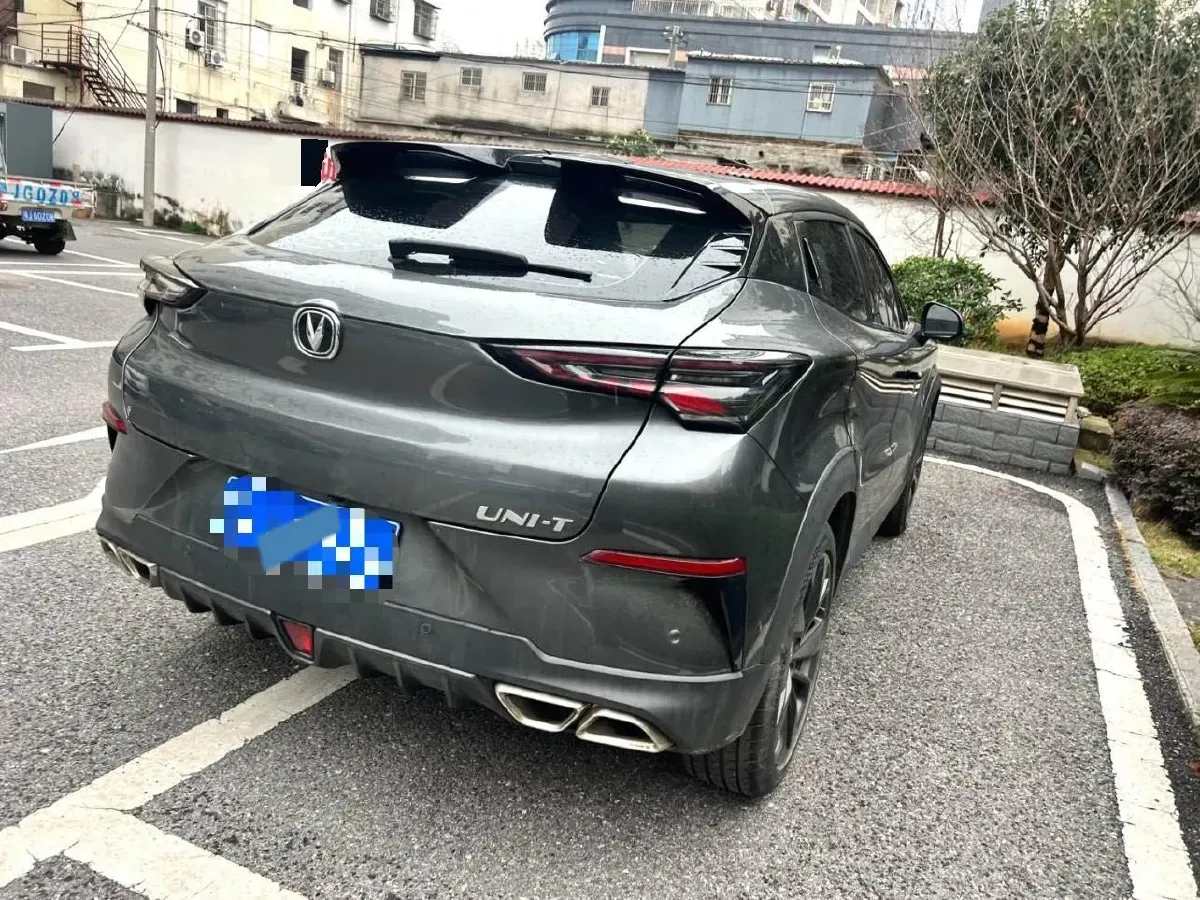 2021 ChangAn UNI-T 1.5T 180HP L4 7DCT,autocango,china used car exporter,china ev exporter,chinese used car exporter,chinese used ev exporter