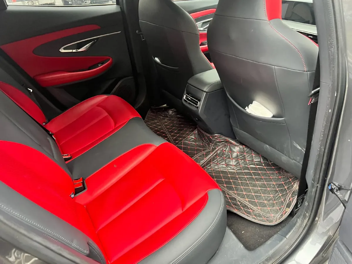 2021 ChangAn UNI-T 1.5T 180HP L4 7DCT,autocango,china used car exporter,china ev exporter,chinese used car exporter,chinese used ev exporter