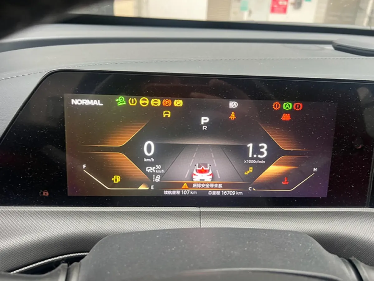 2021 ChangAn UNI-T 1.5T 180HP L4 7DCT,autocango,china used car exporter,china ev exporter,chinese used car exporter,chinese used ev exporter