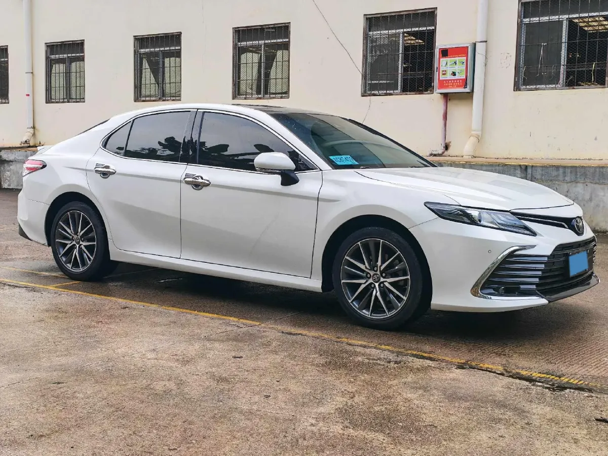 2021 Toyota Camry 2.5L 209HP L4 8AT,autocango,china used car exporter,china ev exporter,chinese used car exporter,chinese used ev exporter